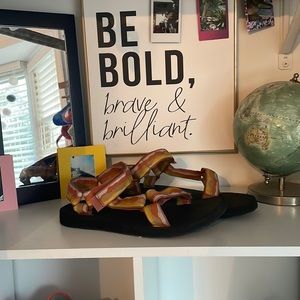 ‼️ACCEPTING MOST OFFERS‼️Super cute never wore